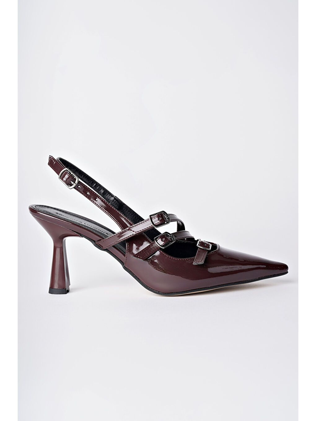 Bordo KİDMAN Arkası Açık Kemer Detaylı Üç Bantlı Rugan Kadın Topuklu Ayakkabı-4