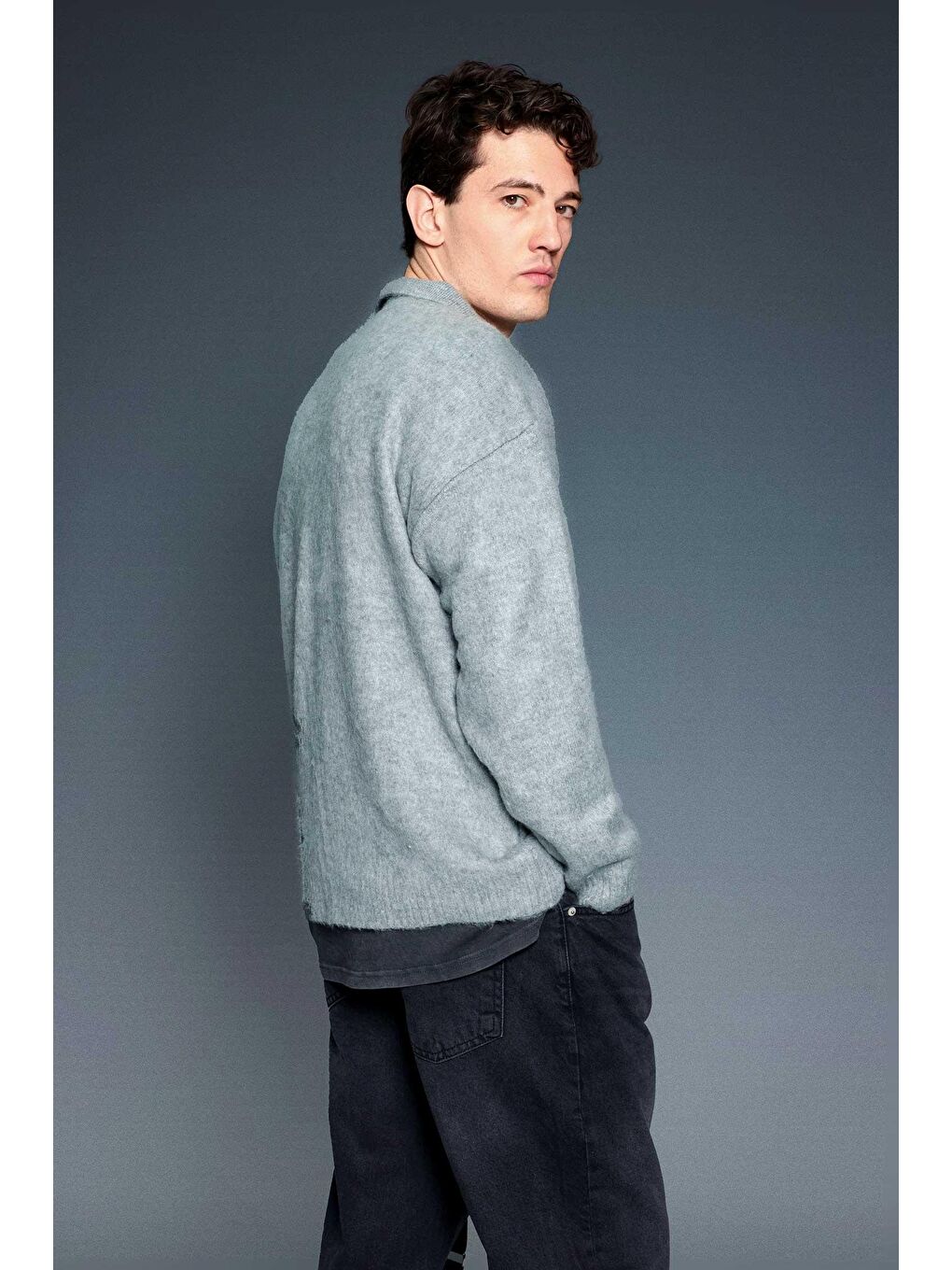 Erkek Polo Yaka Yumuşak Dokulu Oversize Kazak Gri-2