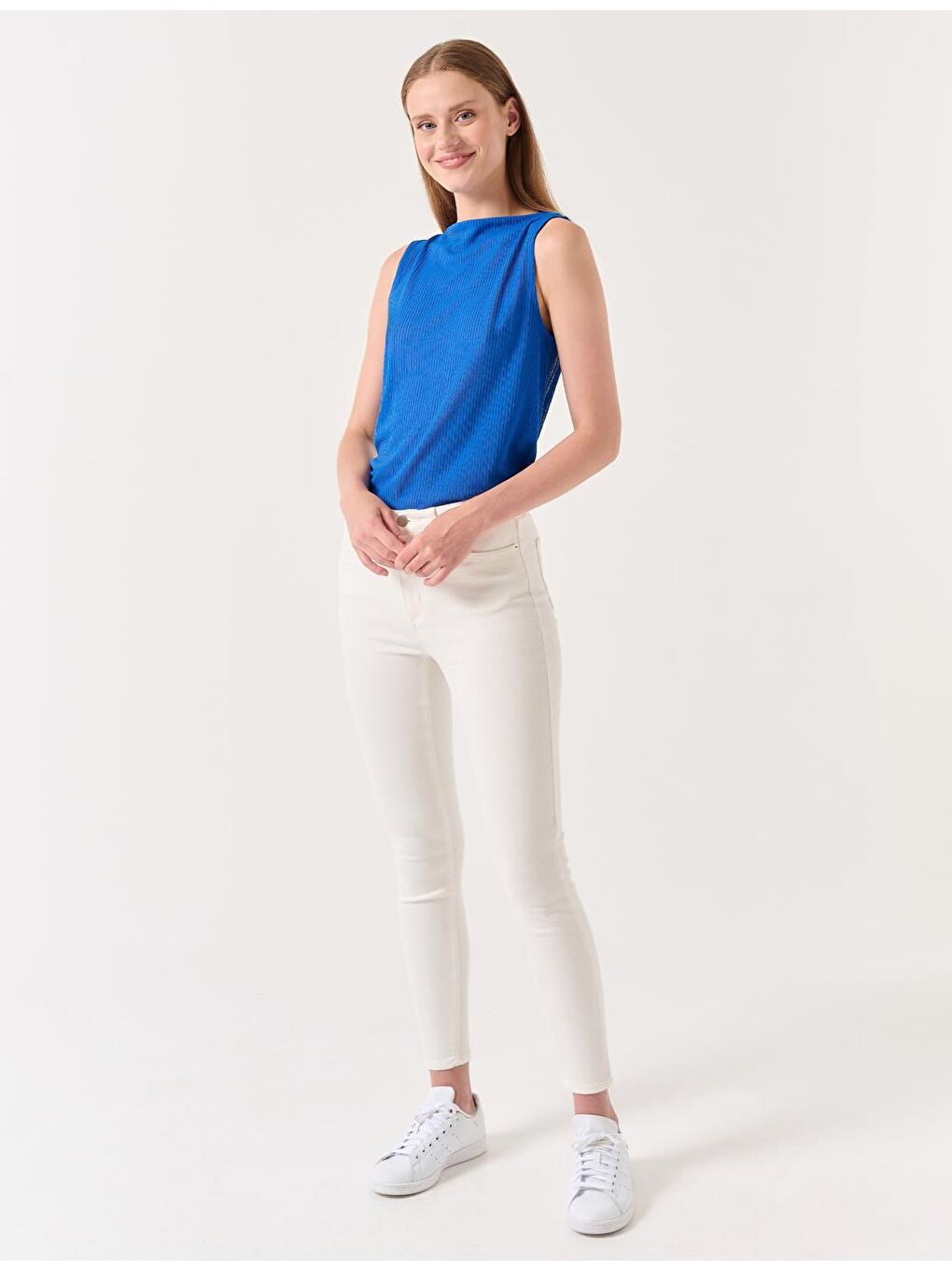 Beyaz Yüksek Bel Dar Paça Denim Pantolon-3