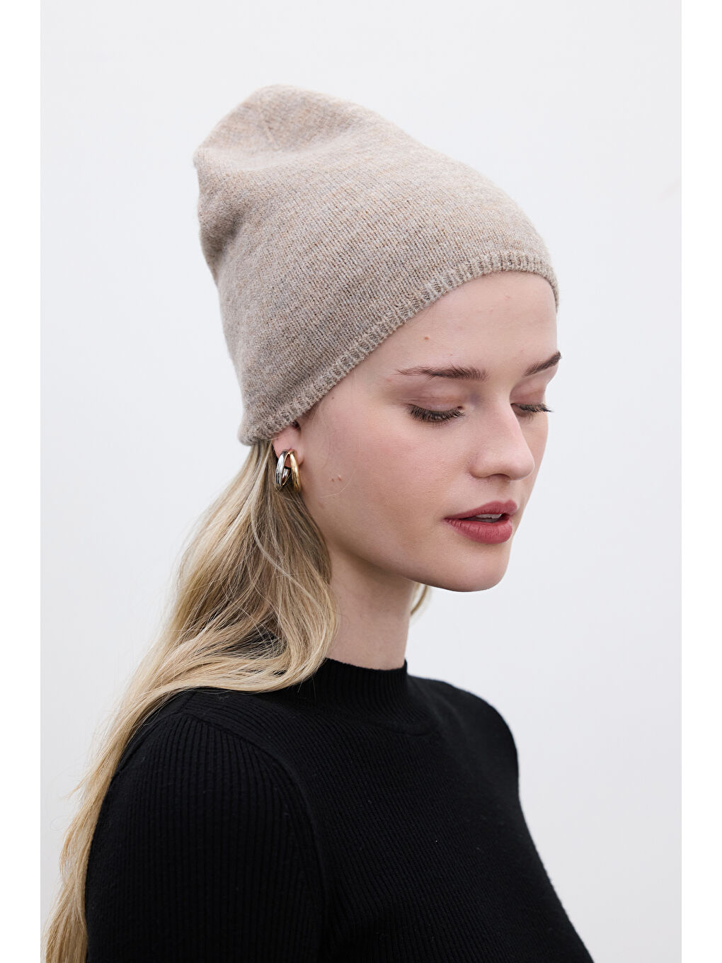 Bej İnce Örgü Bere Vizon-1