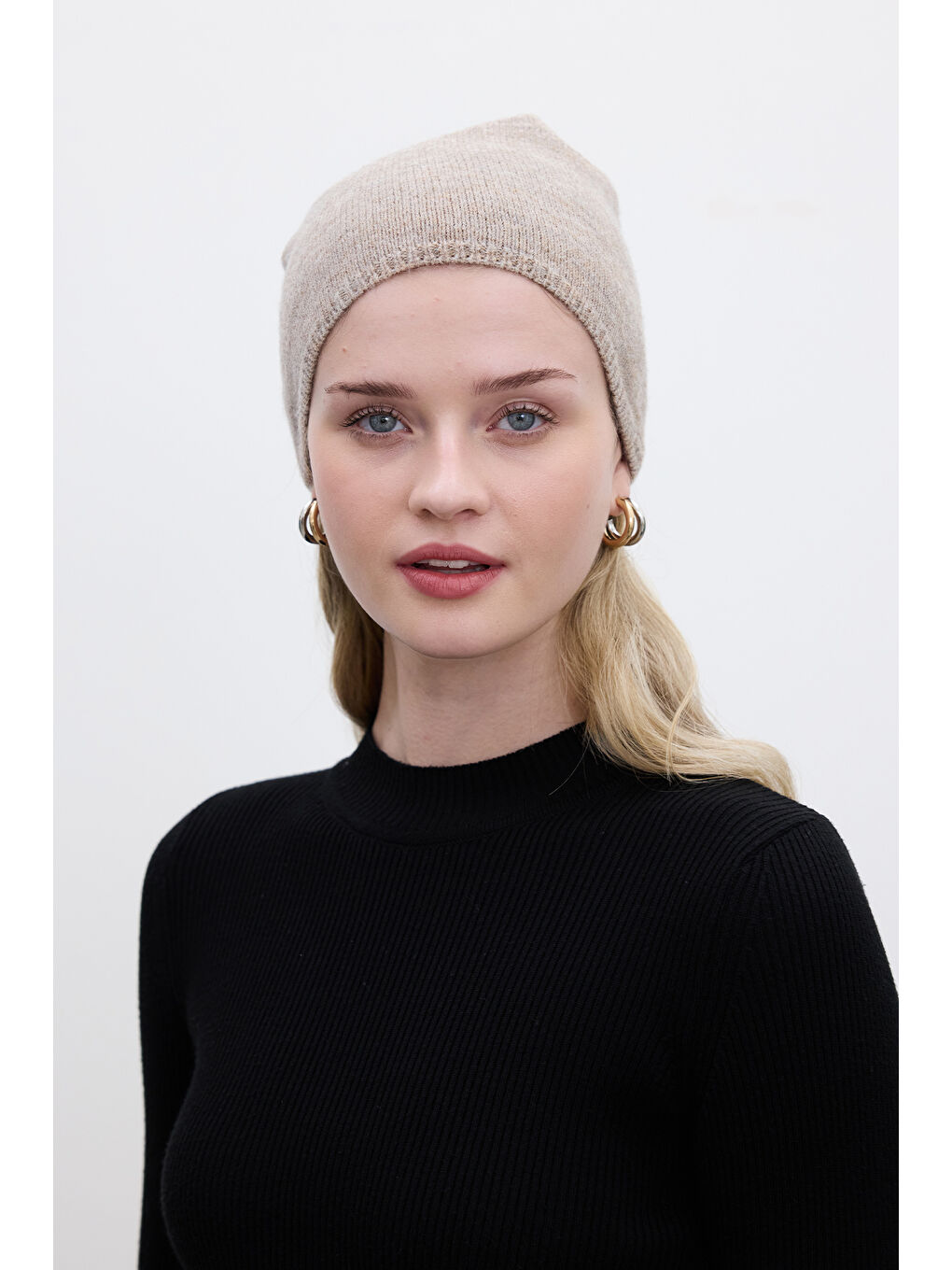 Bej İnce Örgü Bere Vizon-2