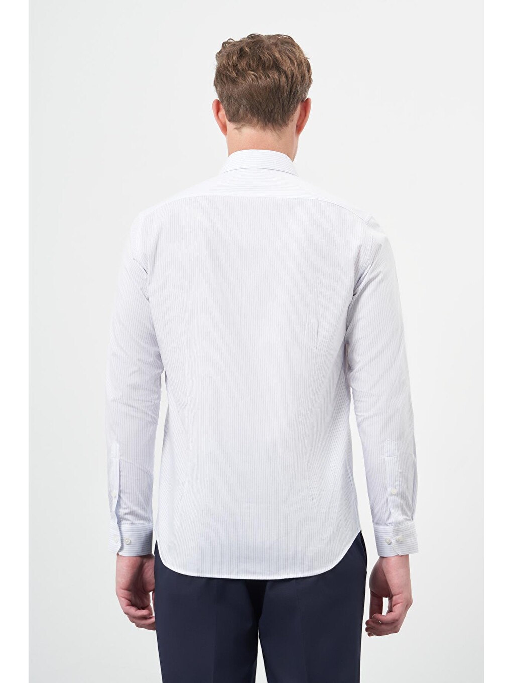 Beyaz Uzun Kol Çizgili Desen Gabardin Sert Yaka Cepsiz Pamuklu Classic Slim Fit Gömlek 1004245205-4