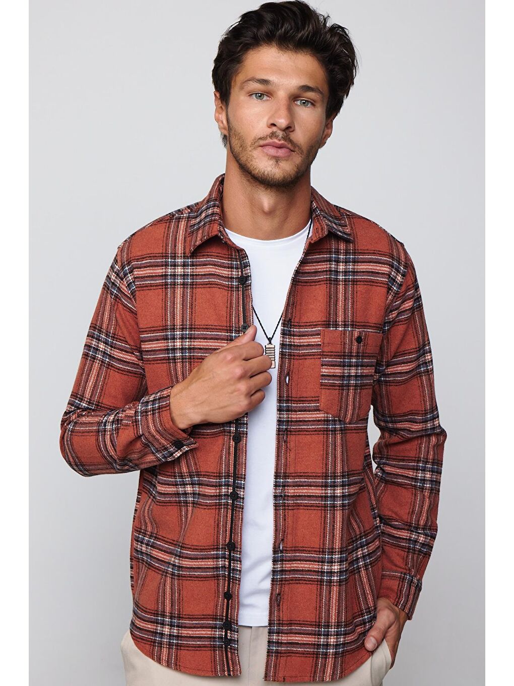 Karışık Erkek Regular Fit Klasik Kesim Tek Cepli Kareli Kışlık Oduncu Düğmeli Yaka Gömlek