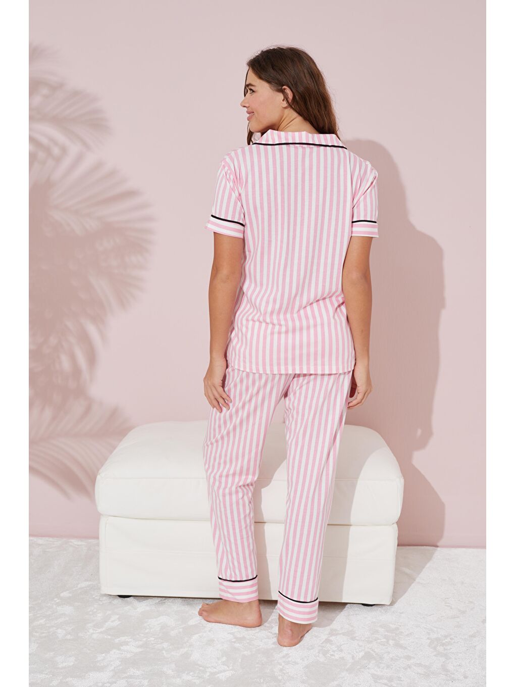 Pembe Beyaz Çizgi Desenli Düğmeli Biyeli Örme Pijama Takım-2