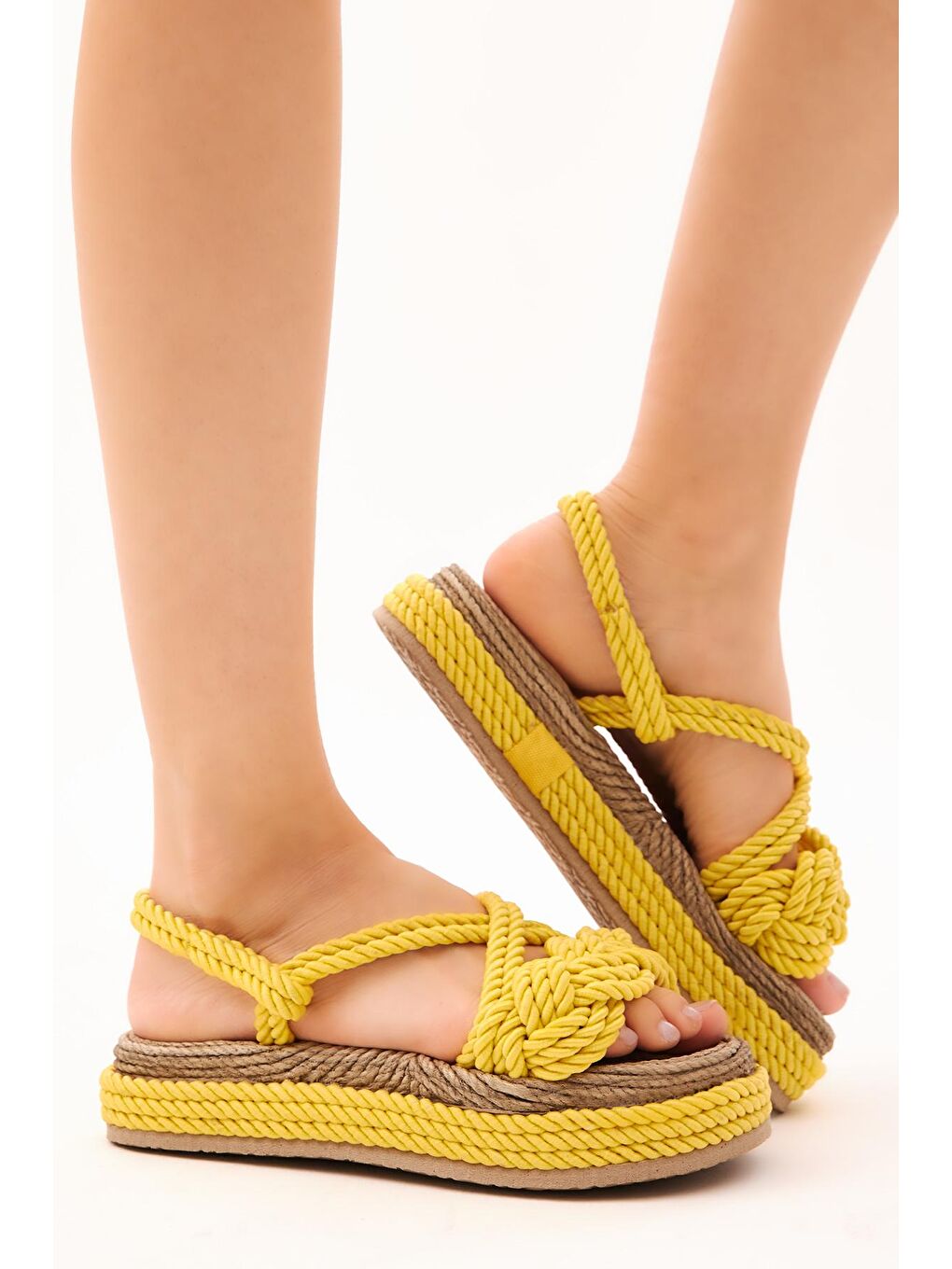 Kadın Sarı Rahat Kalıp Sarmal Tek Bantlı Yüksek Taban Halat Sandalet