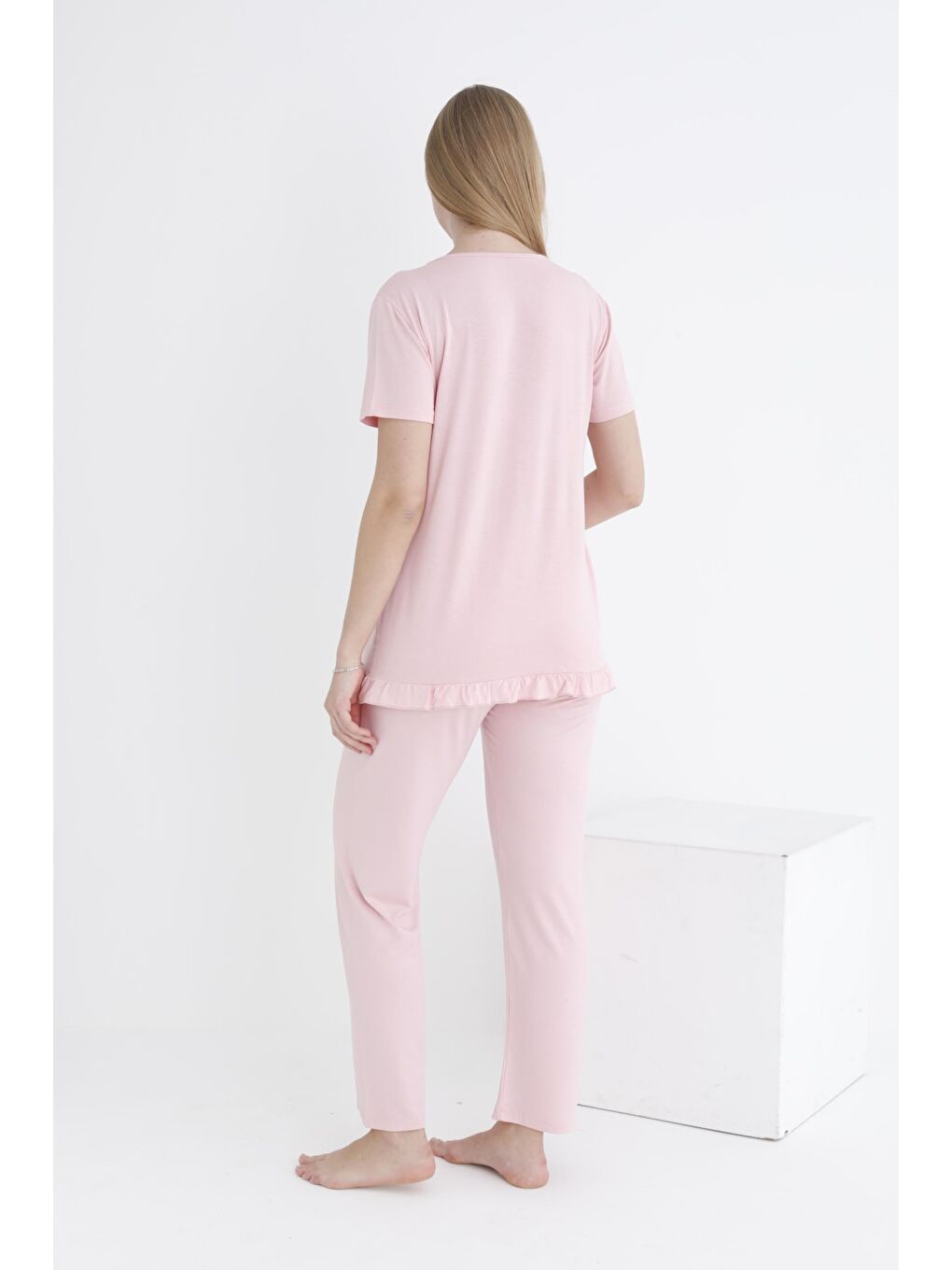 Pembe Pudra Sabahlıklı Fırfır Detaylı Kısa Kol Emzirmeye Uygun Hamile ve Lohusa Pijama Takımı-5