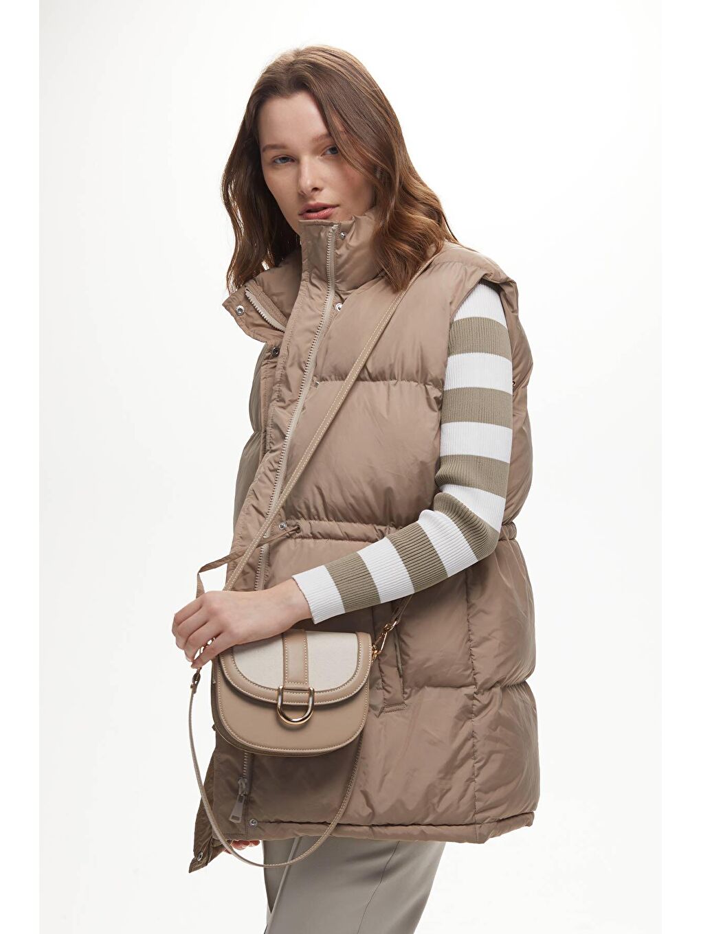 Kanvas Detaylı Tokalı Çanta Bej-2