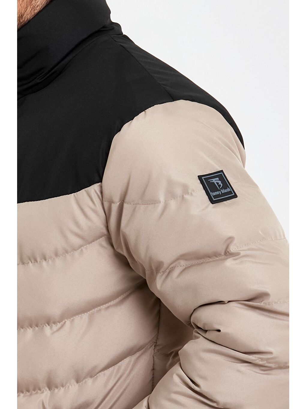 Erkek Siyah Bej Dolumlu Şişme Rahat Kesim Çift Renkli Fermuarlı Mont-4