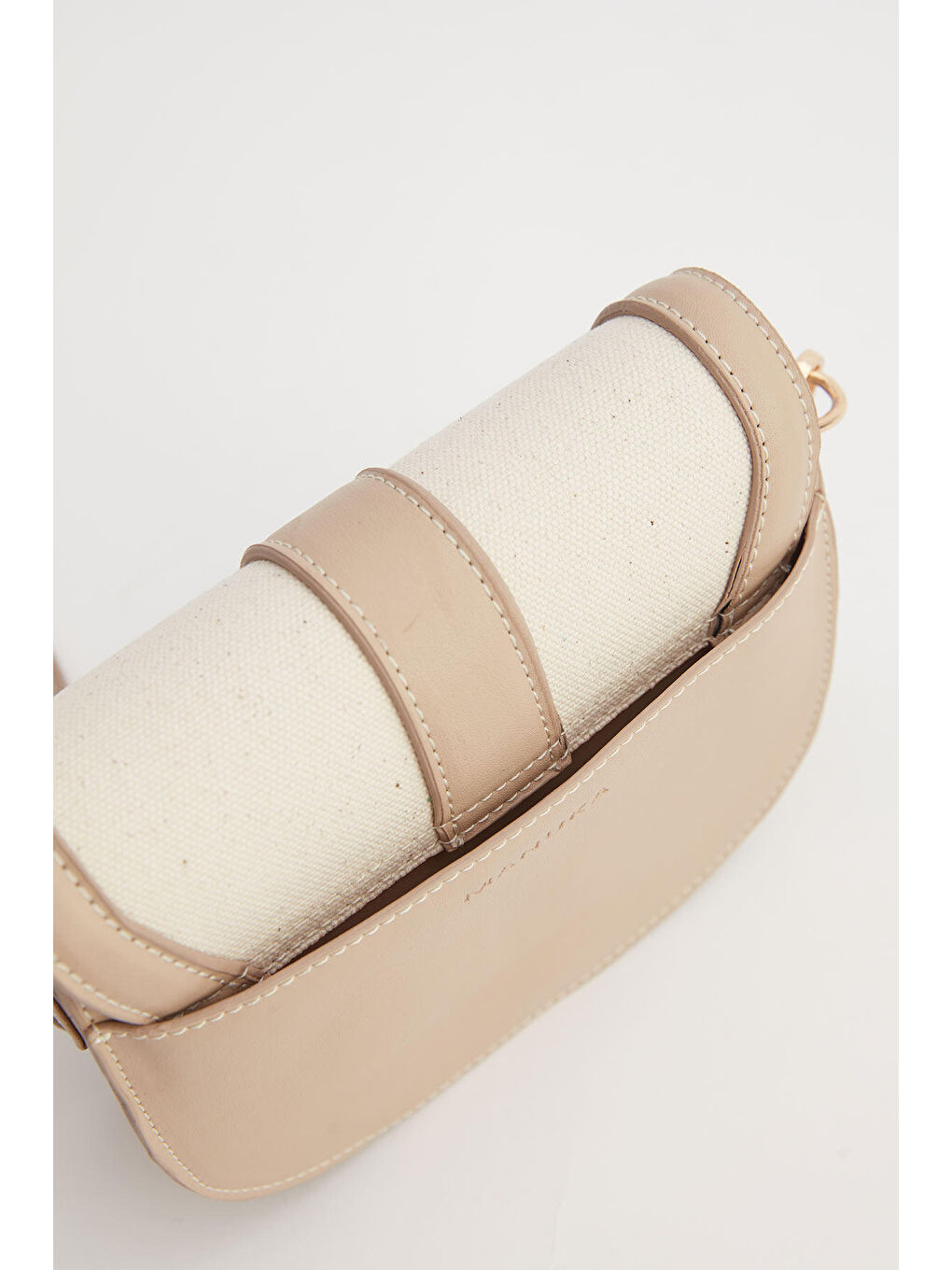 Kanvas Detaylı Tokalı Çanta Bej-6