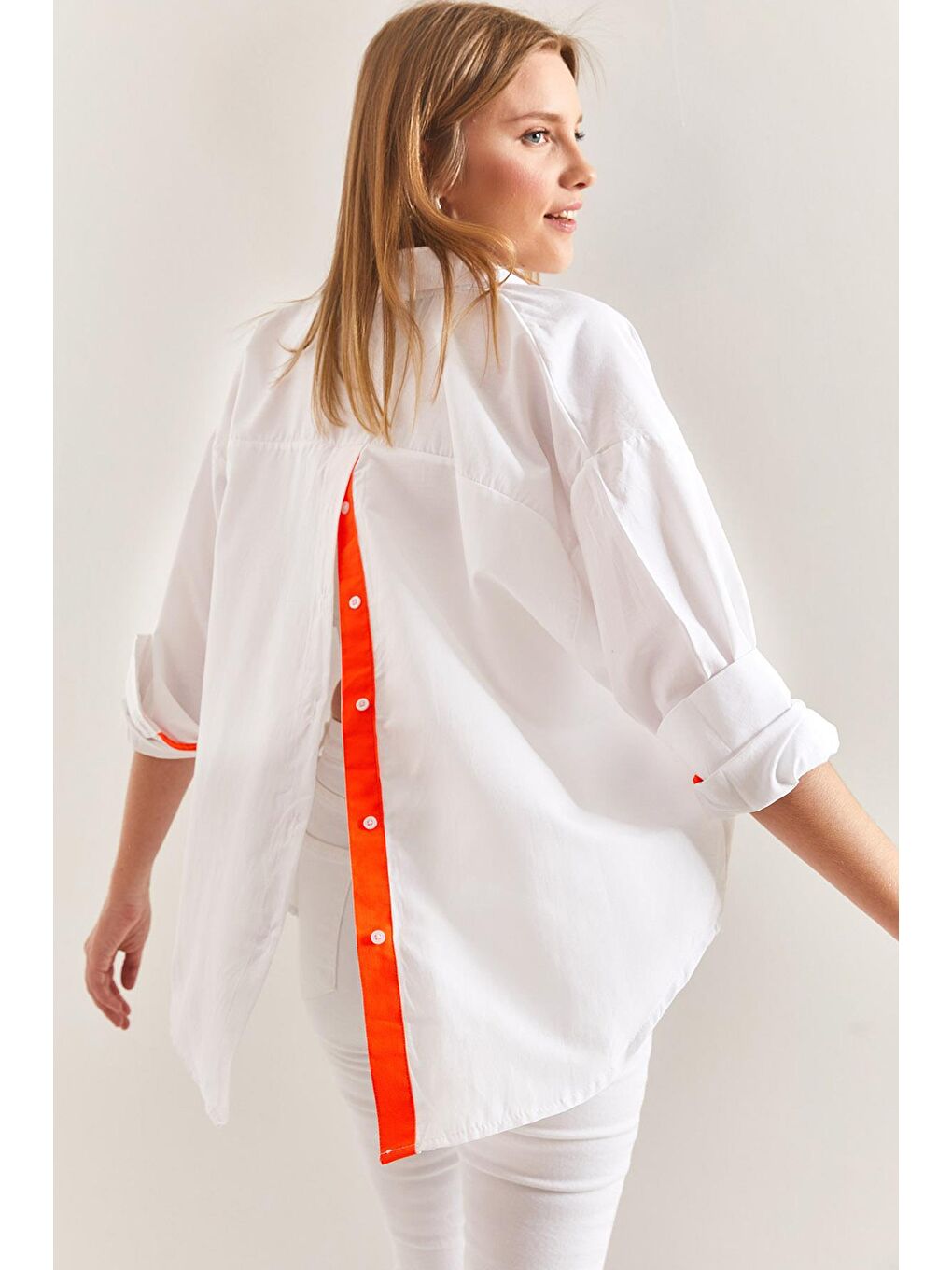 Tek Cepli Fosfor Çizgili Basic Oversize Gömlek - Beyaz-Turuncu