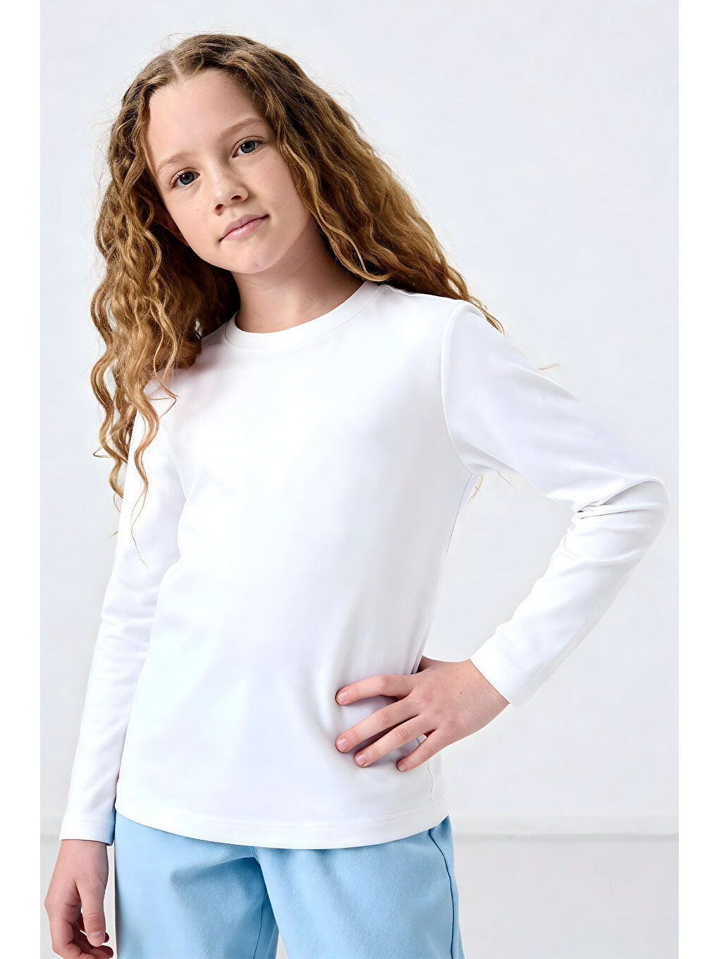 Standart Fit Basic O Yaka 3lü Paket Siyah-Beyaz-Bej Unisex Çocuk T-Shirt - 11329-1