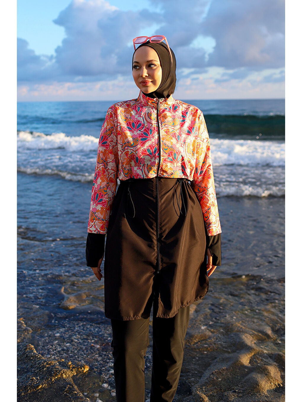 Siyah Tam Kapalı Tesettür Mayo Hale R2501-5