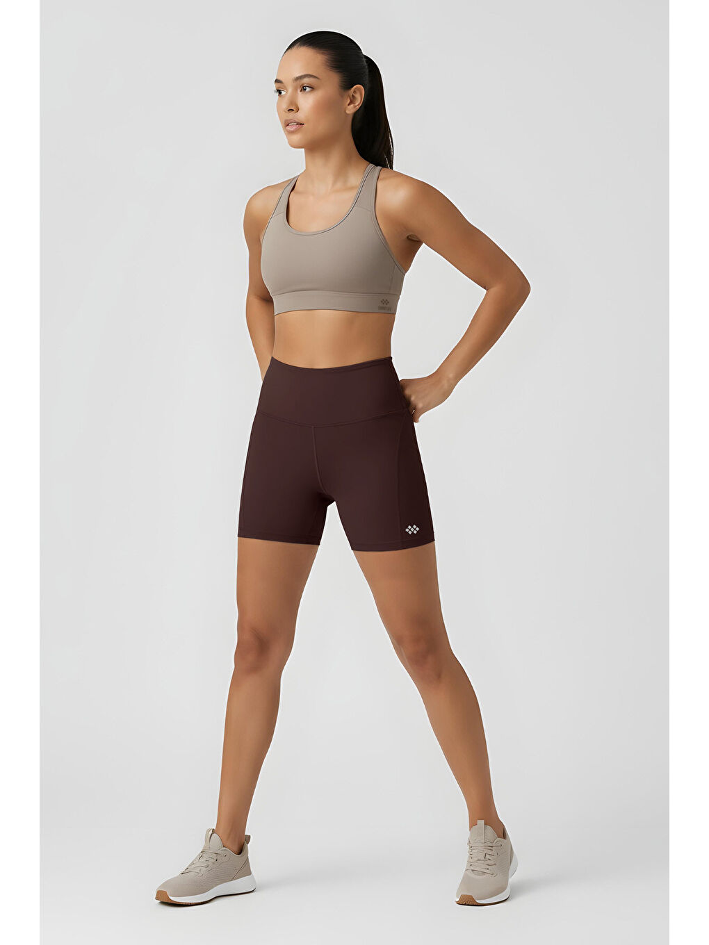 Kahverengi Kemer Detaylı Yüksek Bel Slim Fit Kısa Biker Kadın Tayt - 91017-1