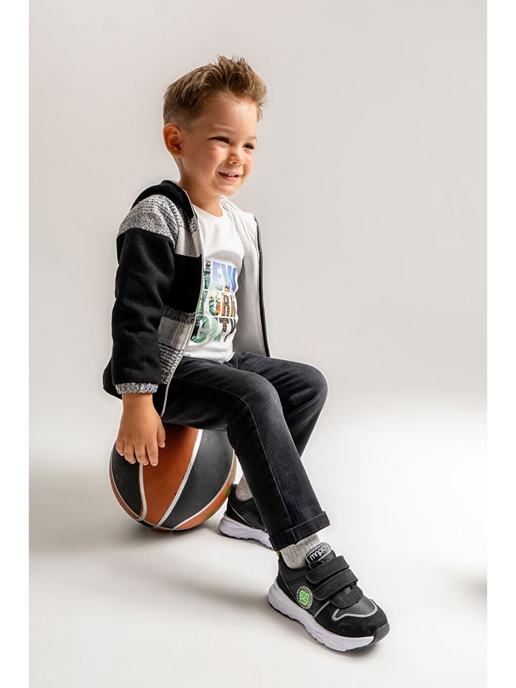 Erkek Çocuk Siyah Hakiki Deri Anatomik Günlük Ayakkabı