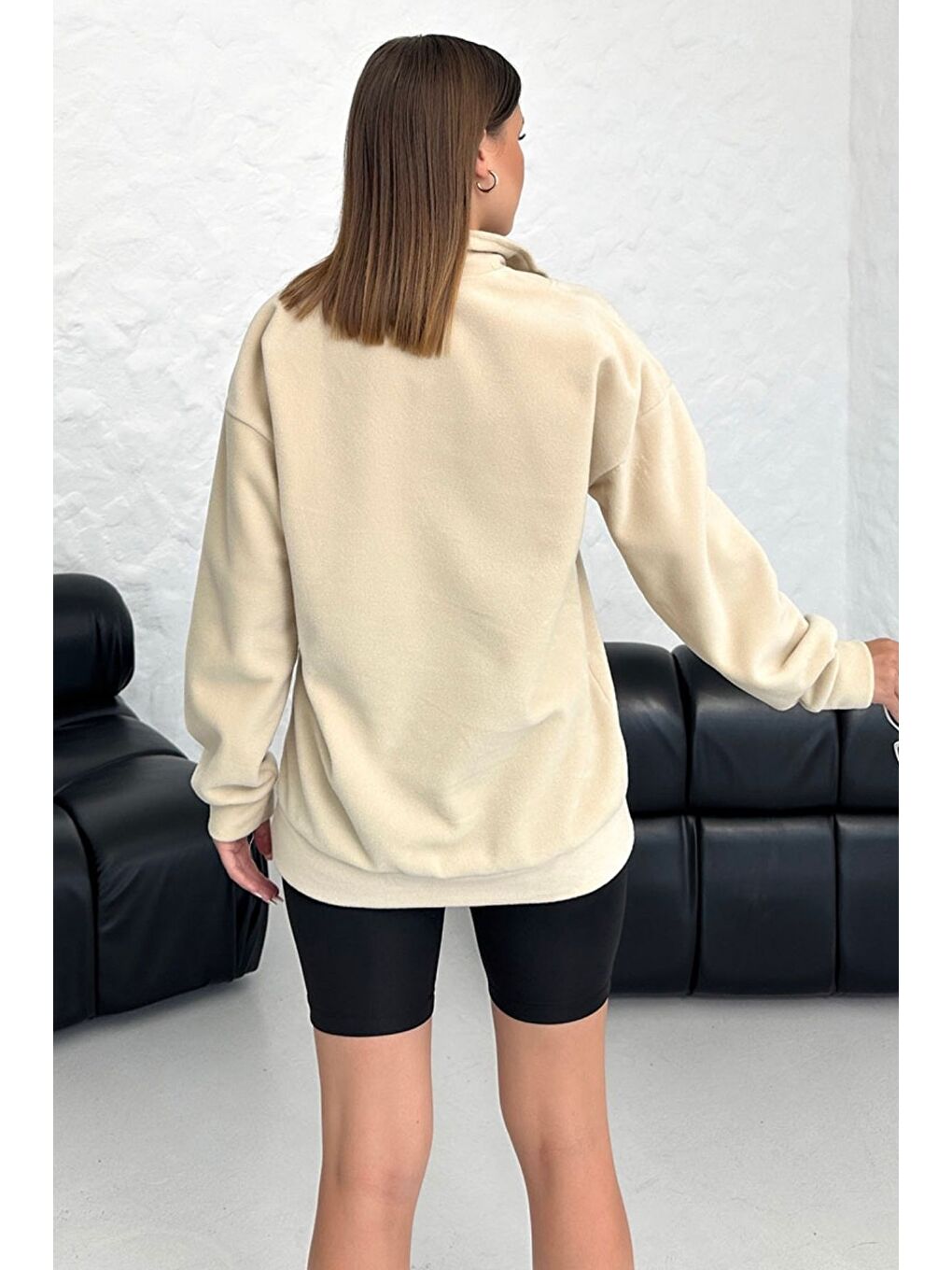 Kadın Bej Rhythm Soft Baskılı Oversize Yarım Fermuarlı Yumuşak Dokulu Polar Polo Yaka Sweatshirt-6