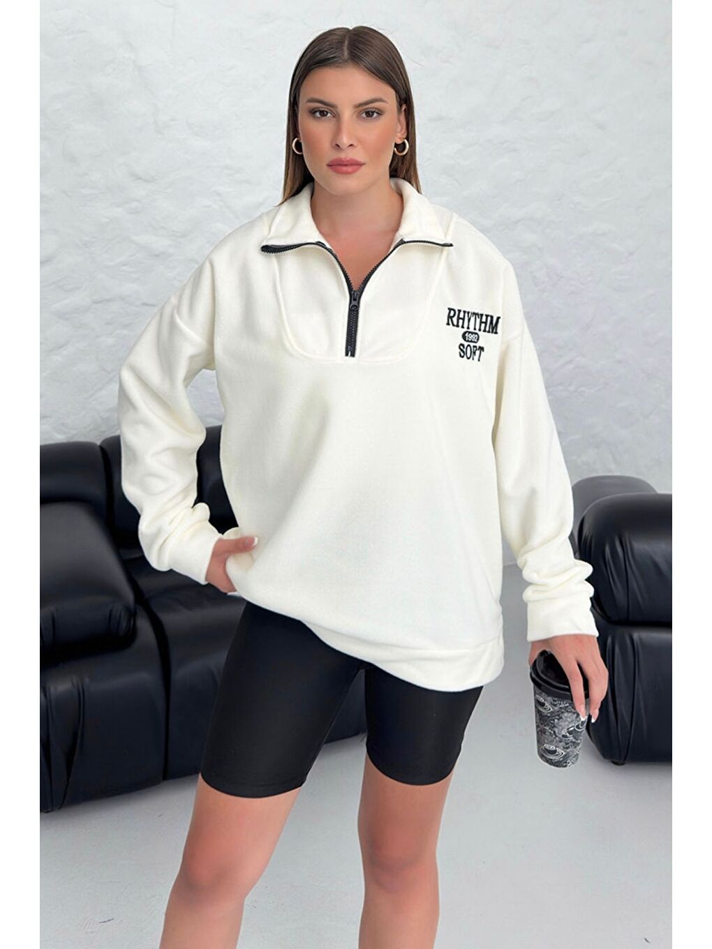 Ekru Kadın Krem Rhythm Soft Baskılı Oversize Yarım Fermuarlı Yumuşak Dokulu Polar Polo Yaka Sweatshirt-2