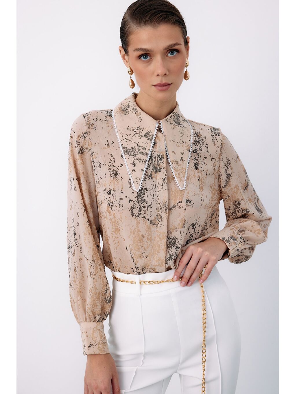 Geniş İnci Yakalı Gömlek - Bej-Gold-2