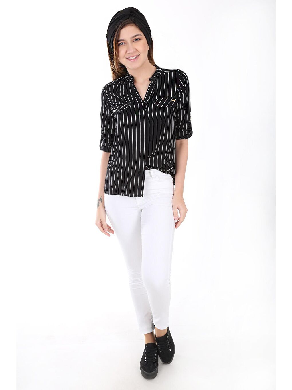 Siyah Kadın Kareli Önü Cepli Gömlek-1