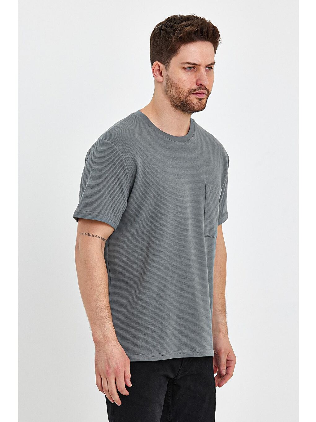 Haki Bisiklet Yaka Cepli Ottoman Relax Fit Tişört-4