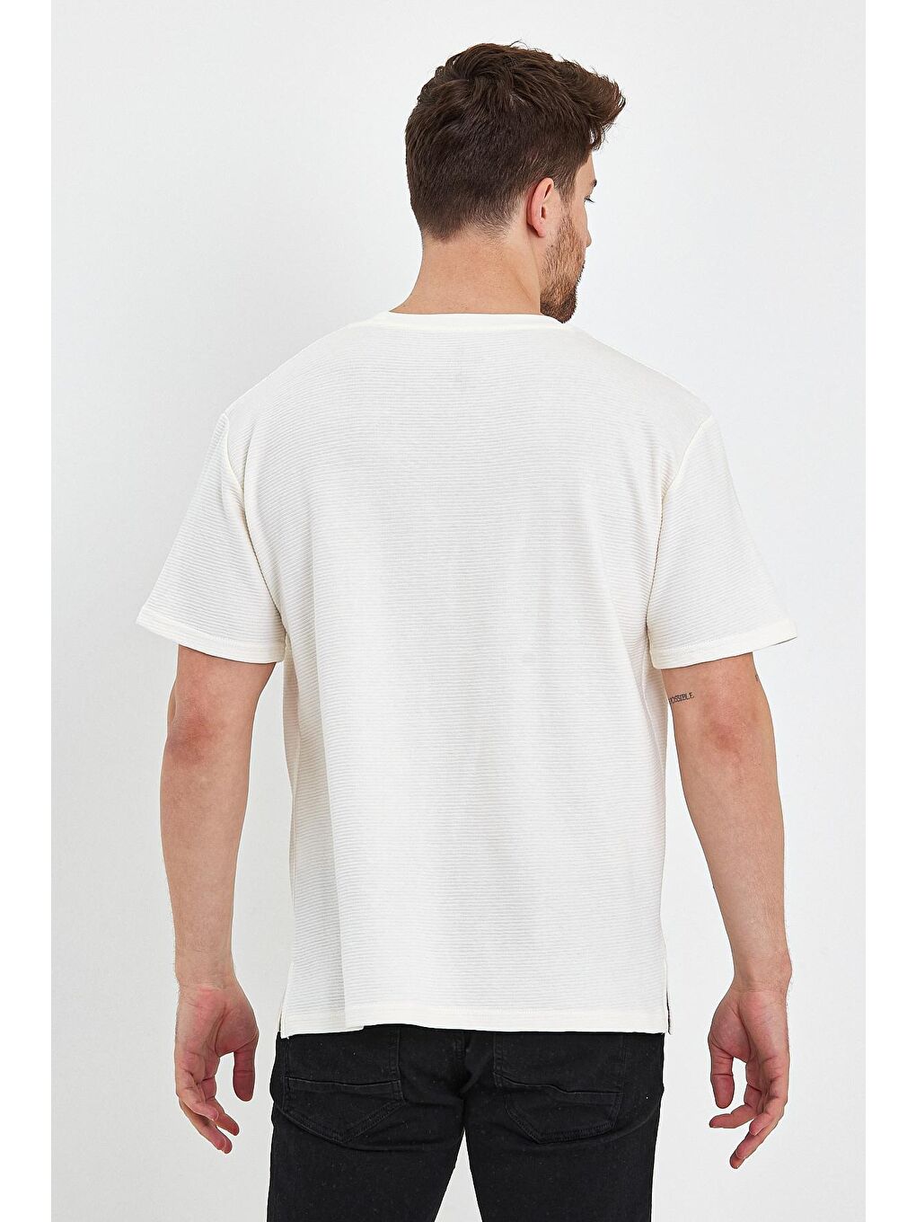 Beyaz Bisiklet Yaka Cepli Ottoman Relax Fit Erkek Tişört-3