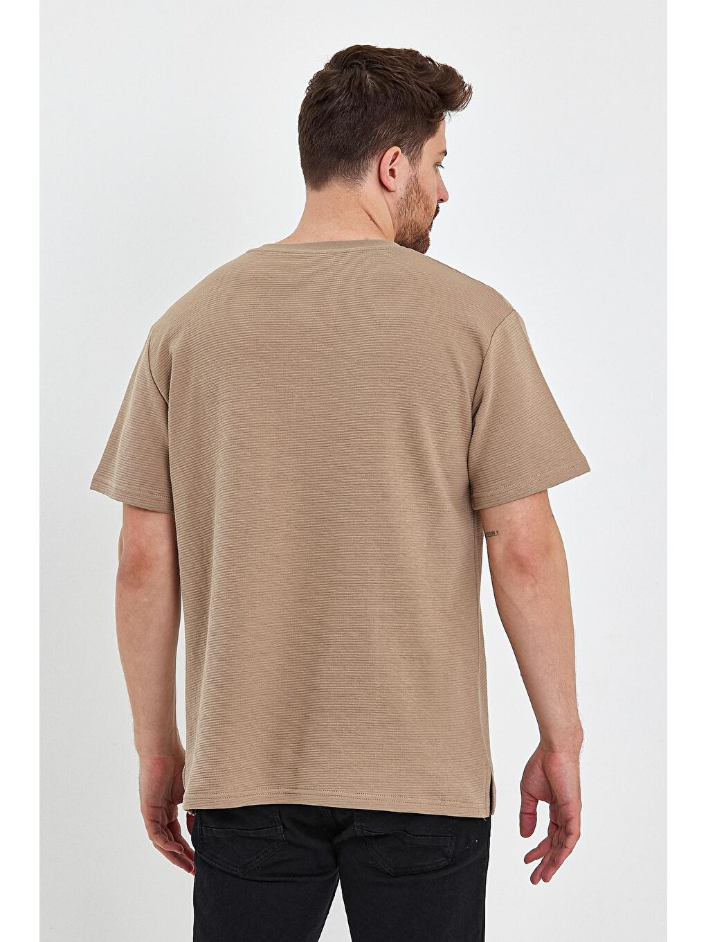 Bej Bisiklet Yaka Cepli Ottoman Relax Fit Erkek Tişört-4