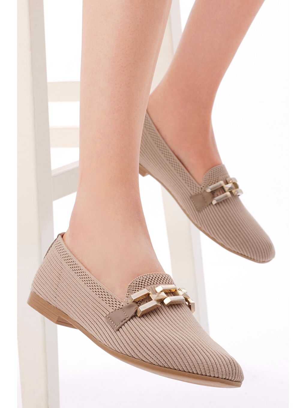 Kahverengi Kadın Vizon Rahat Kalıp Tokalı Örgü Babet