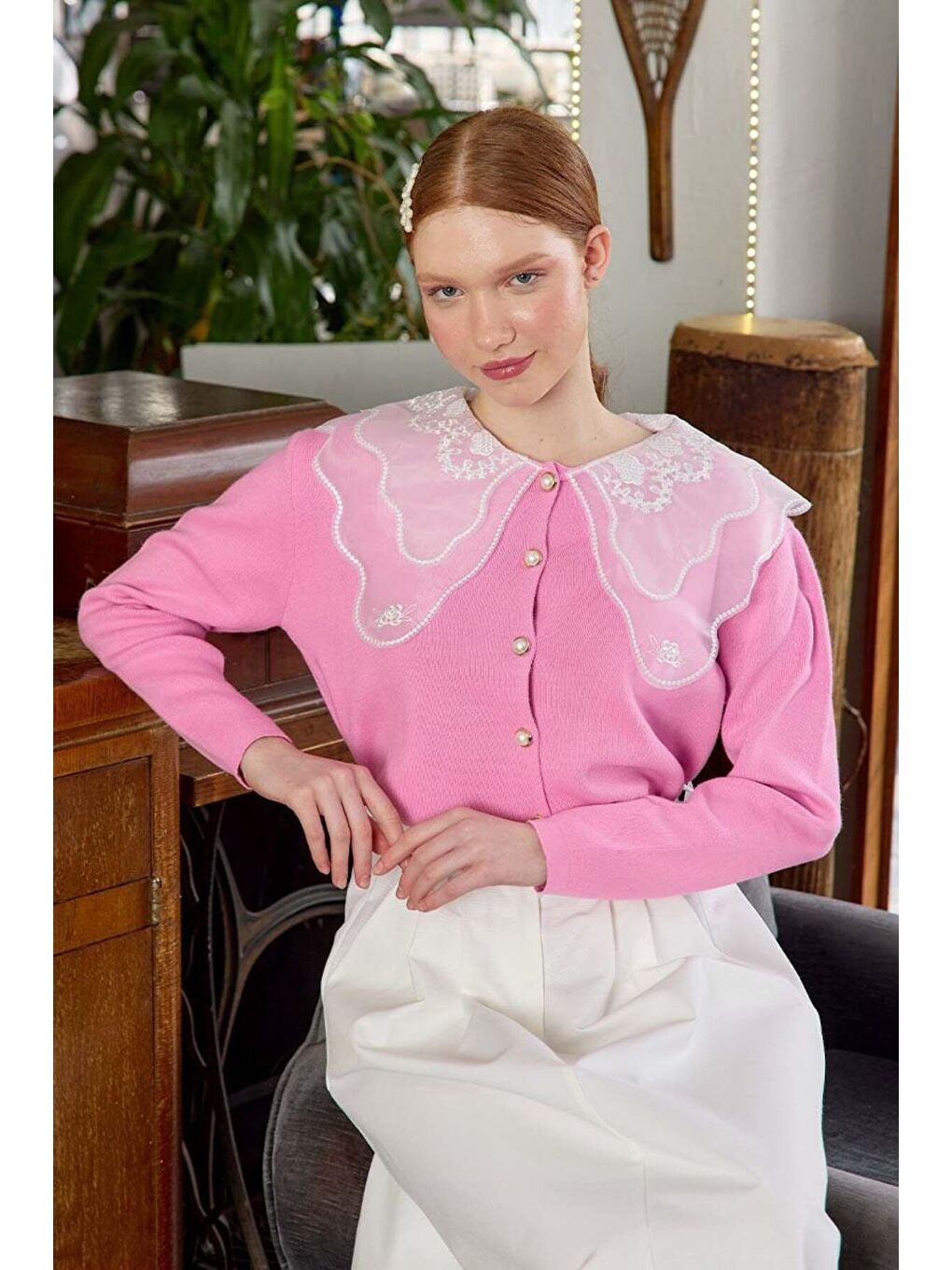 Dantel Yakalı Pembe Triko Hırka-1