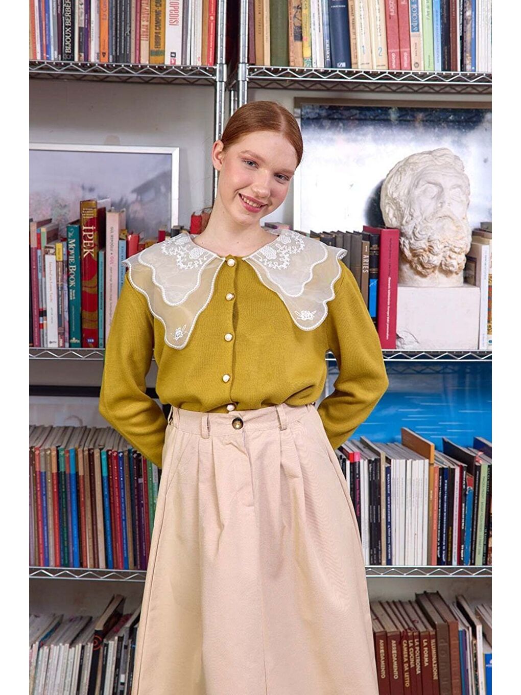 Dantel Yakalı Yağ Yeşili Triko Hırka-1