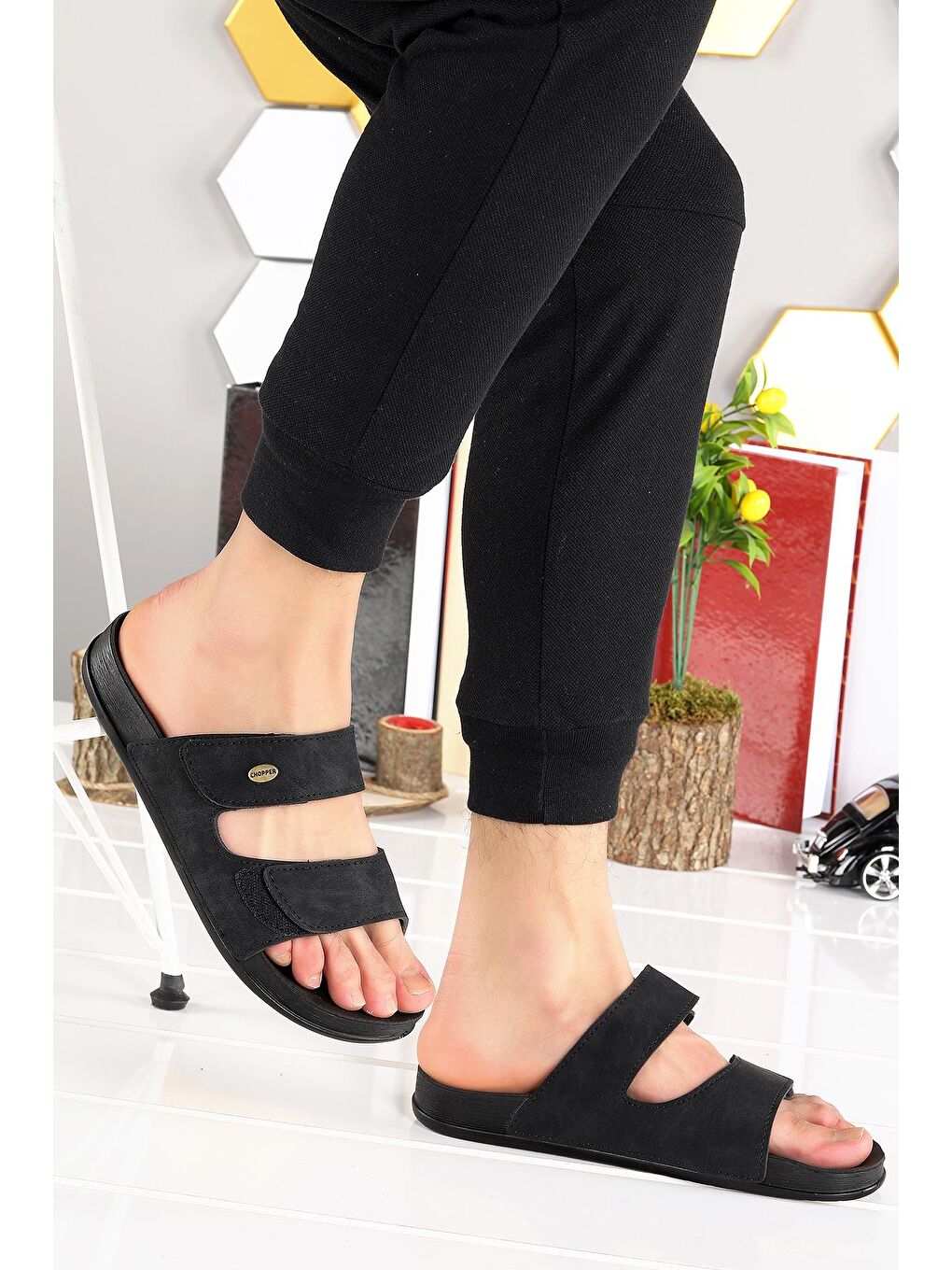 Siyah 20667 Günlük Cırtlı Erkek Terlik-2