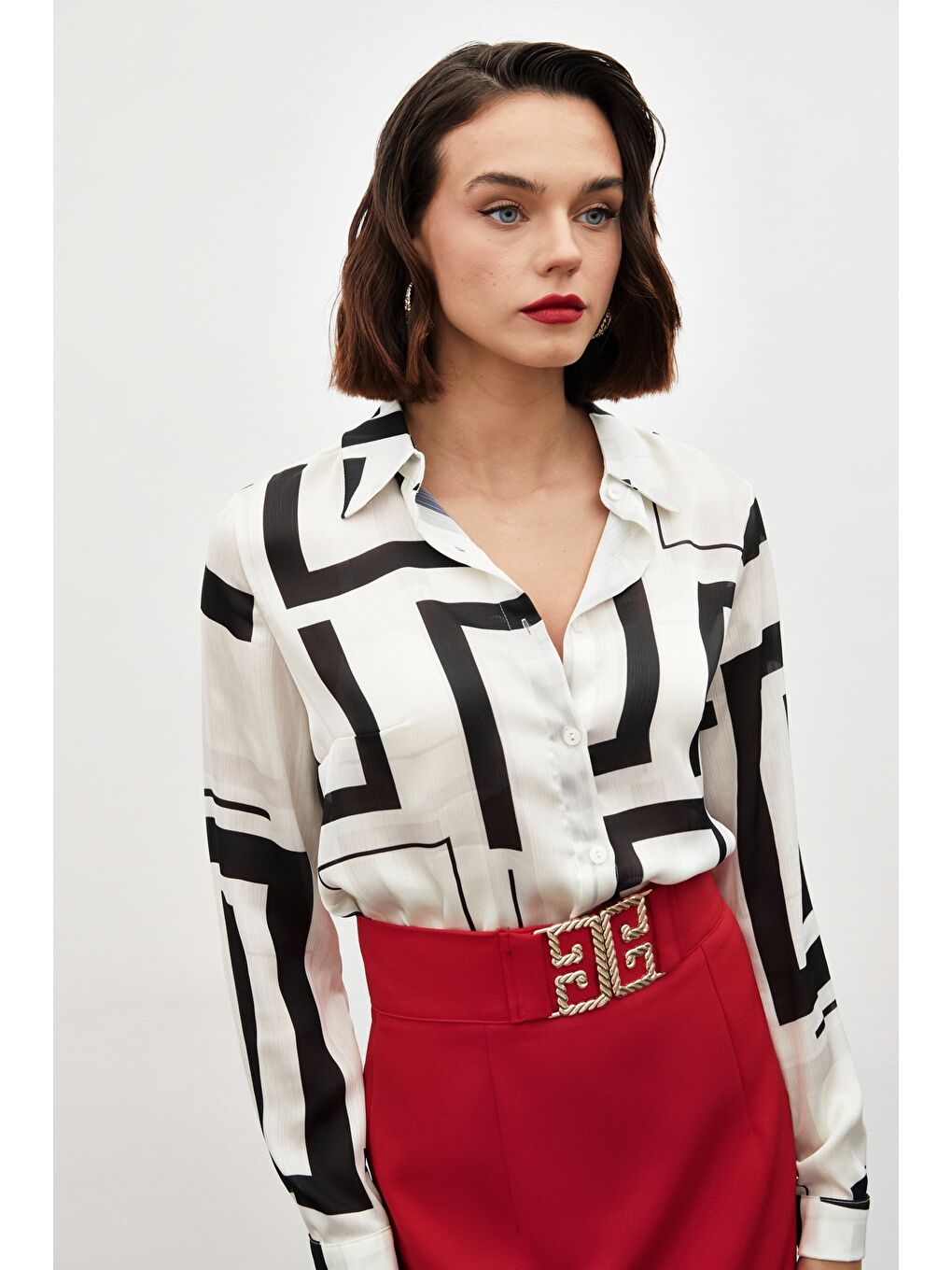 Yanları Yırtmaçlı Gömlek - Siyah-1