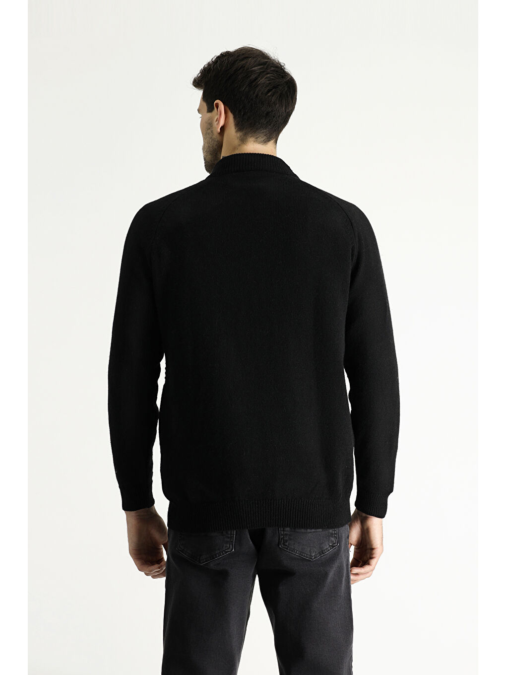 Siyah Bato Yaka Slim Fit Dar Kesim Desenli Yünlü Triko Kazak-4