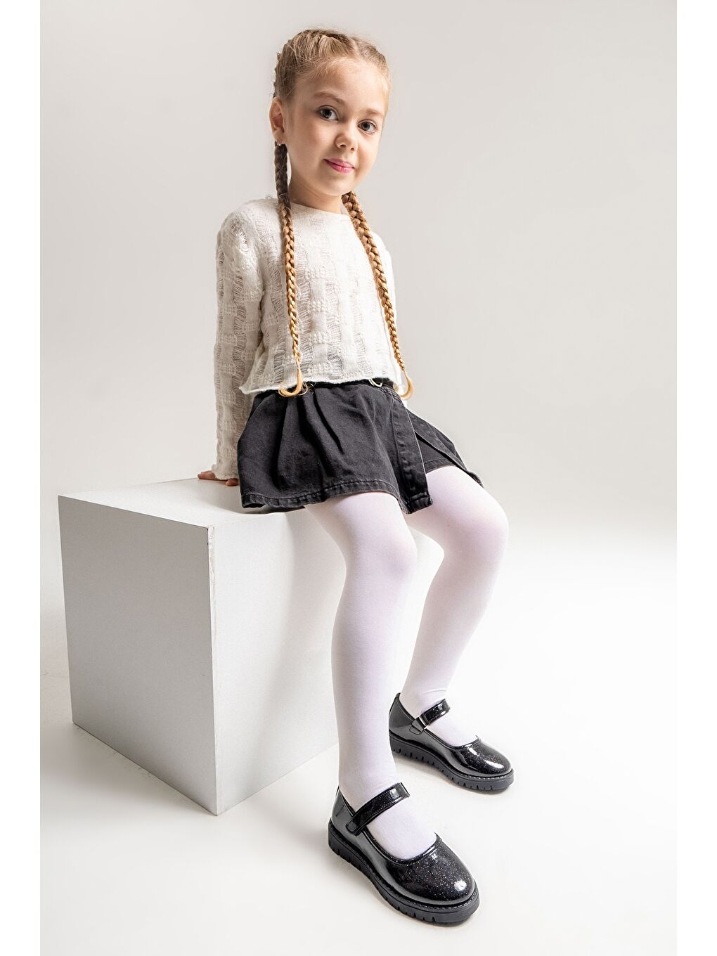 Kız Çocuk Siyah Simli Rugan Deri Anatomik Günlük Babet-1