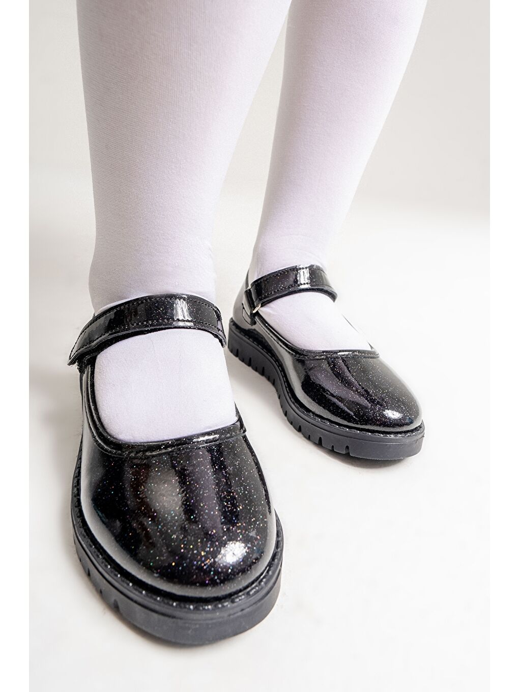 Kız Çocuk Siyah Simli Rugan Deri Anatomik Günlük Babet-3