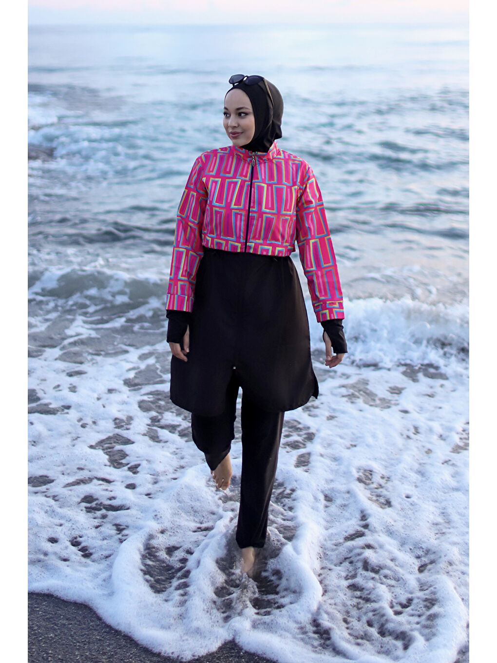 Siyah Tam Kapalı Tesettür Mayo Hale R2504-4