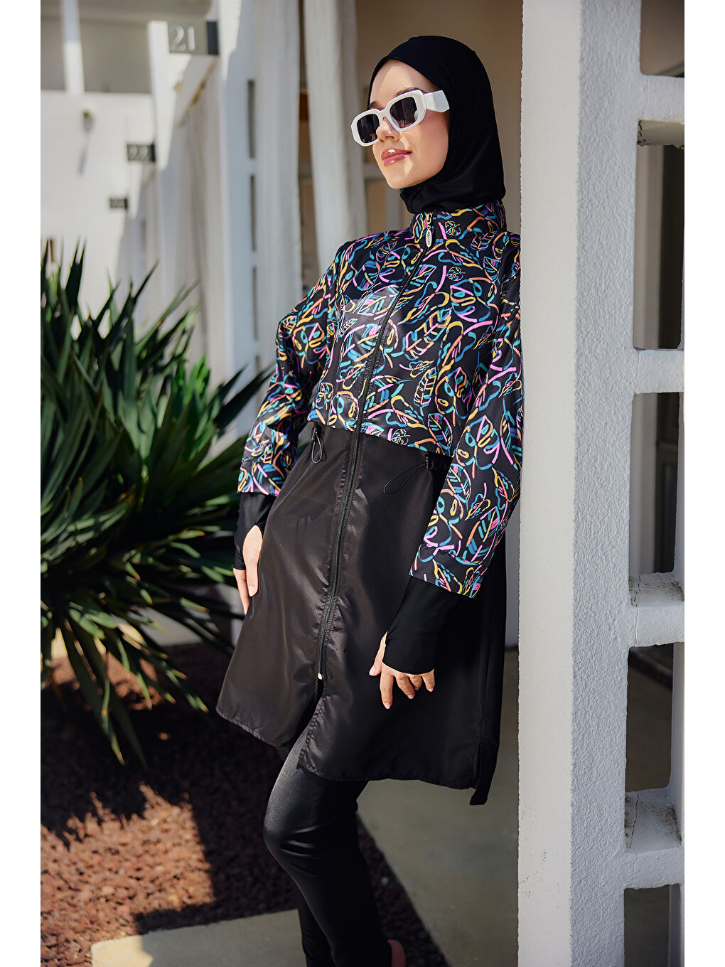 Siyah Tam Kapalı Tesettür Mayo Hale R2505-3