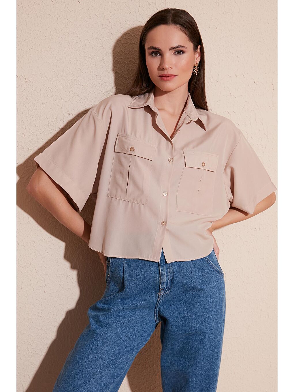 Gri Pamuklu Oversize Çift Cepli Kısa Kol Gömlek 6234786-2