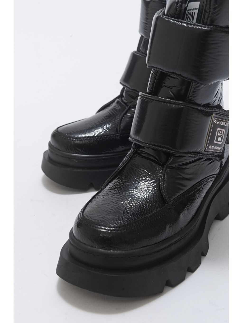 Kız Çocuk Siyah Rugan Rugan Deri Anatomik Günlük Bot-1