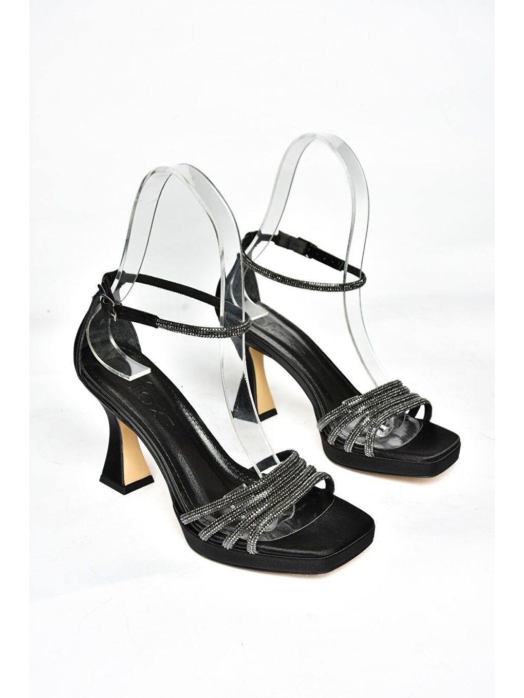 S5693146 Siyah Kadın Topuklu Ayakkabı-1