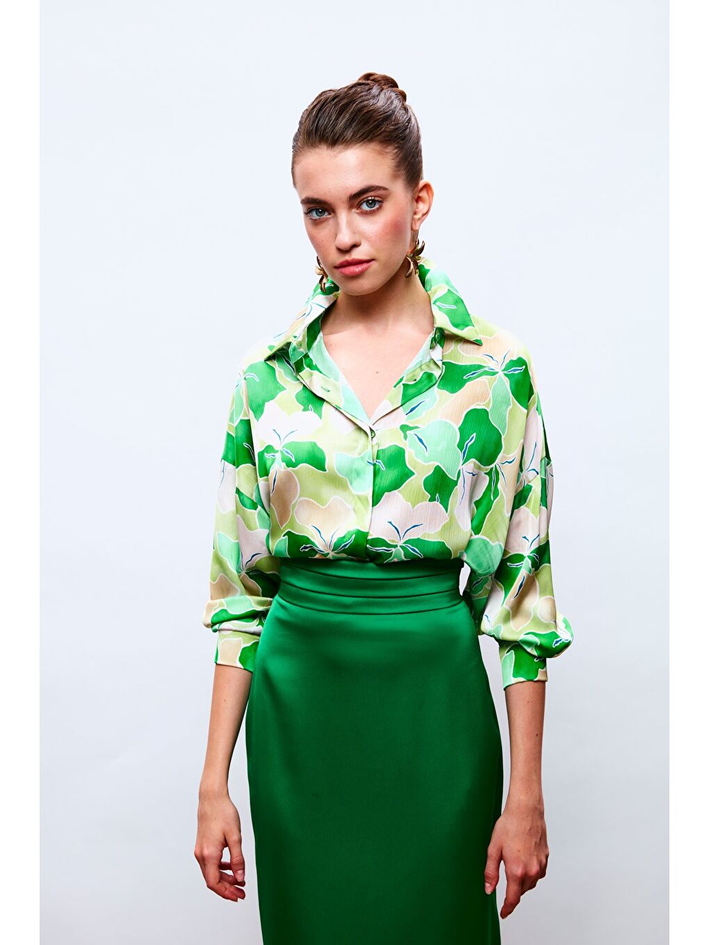 Çiçek Desenli Salaş Gömlek - Yeşil-Yağ Yeşili-3