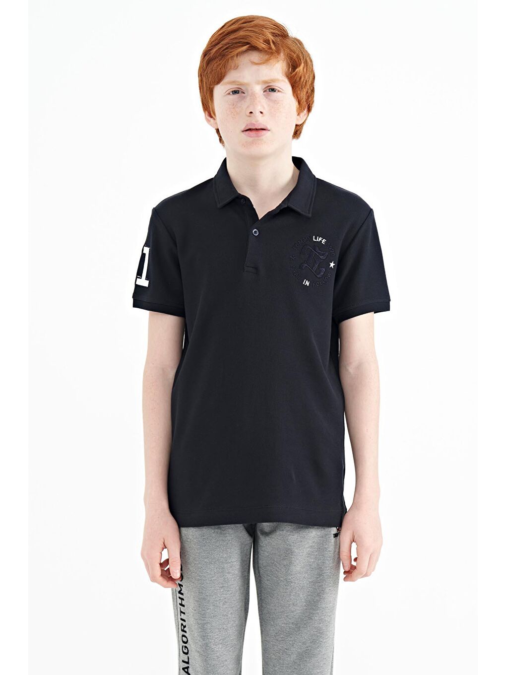 TOMMYLIFE Lacivert Kol Gögüs Nakış Detaylı Standart Kalıp Polo Yaka Erkek Çocuk T-Shirt - 11086