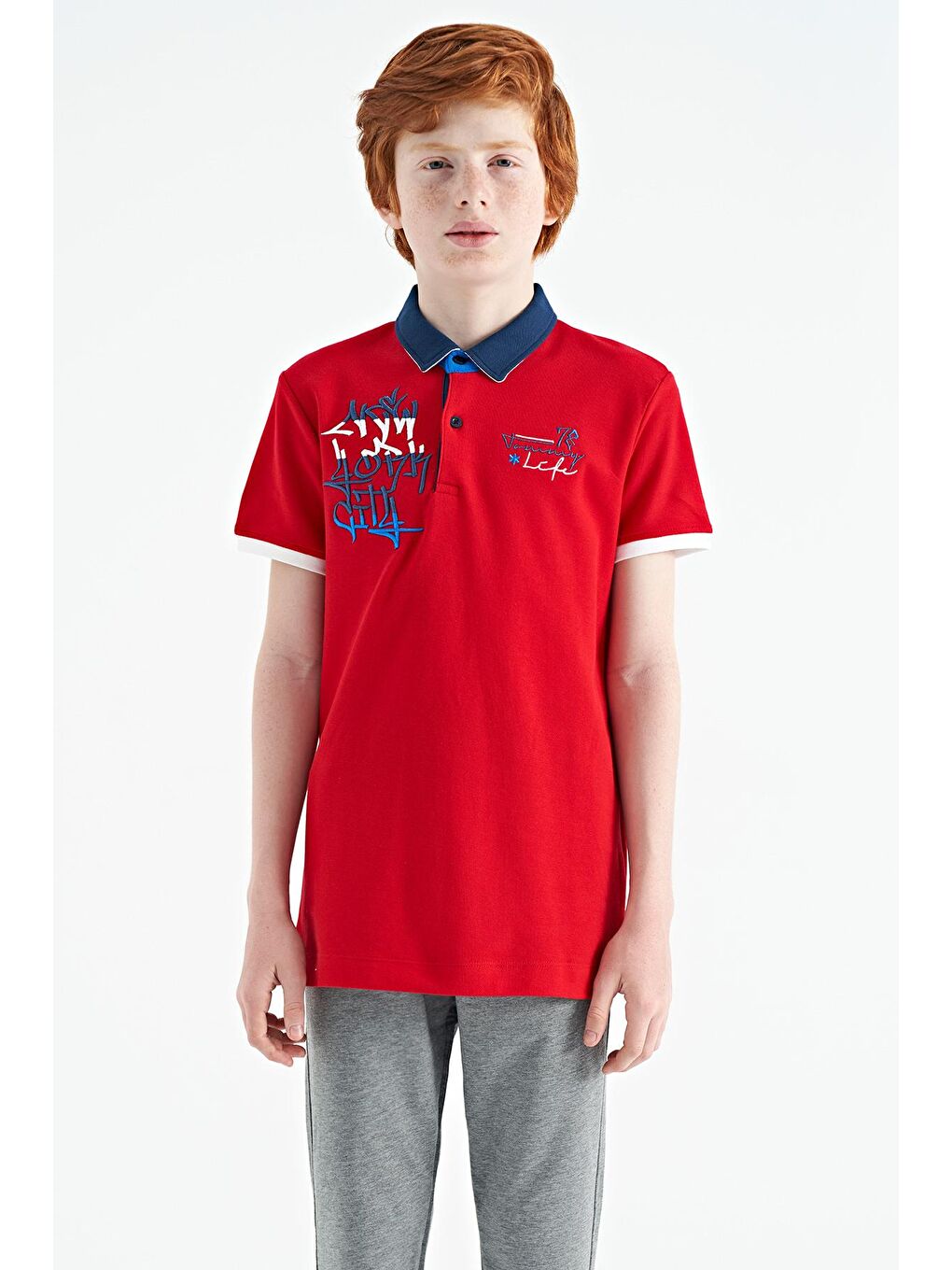 Kırmızı Yazı Nakış Detaylı Standart Kalıp Polo Yaka Erkek Çocuk Tişört - 11085