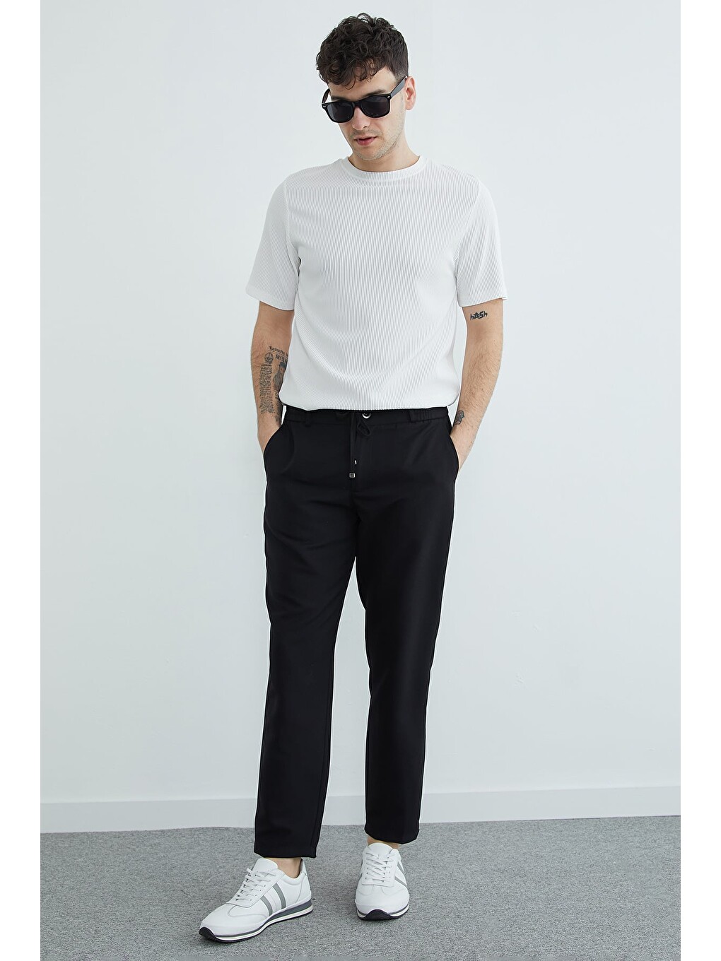 Siyah Beli Lastikli Cepli Jogger Pantolon-3