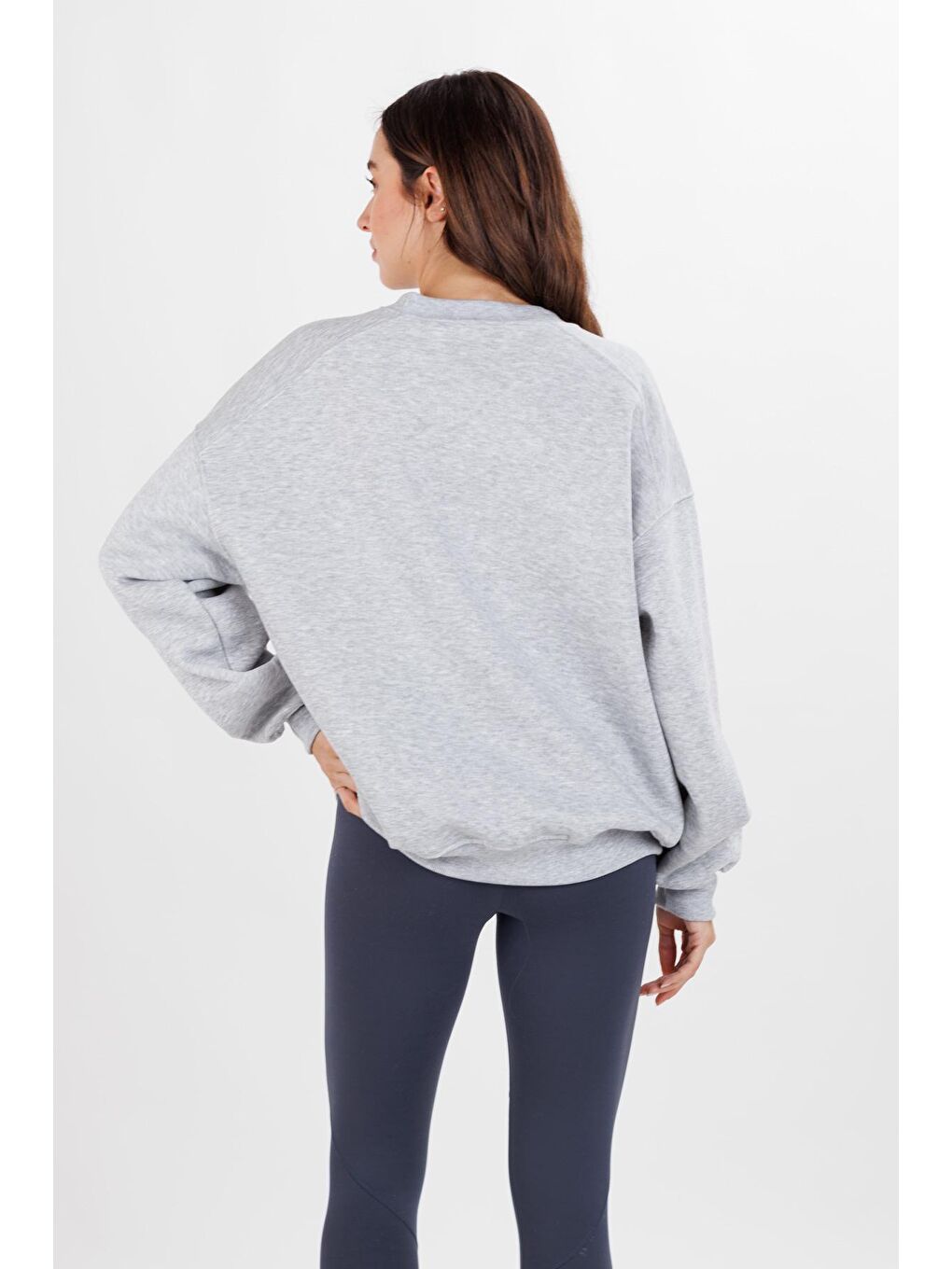 Kadın Gri Melanj Düşük Kol Parçalı Oversize Bisiklet Yaka Basic Sweat-3