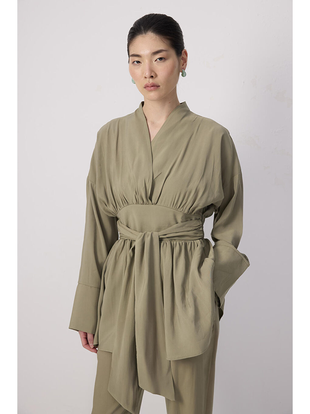 Haki Geniş Kuşaklı Tunik Pantolon Takım