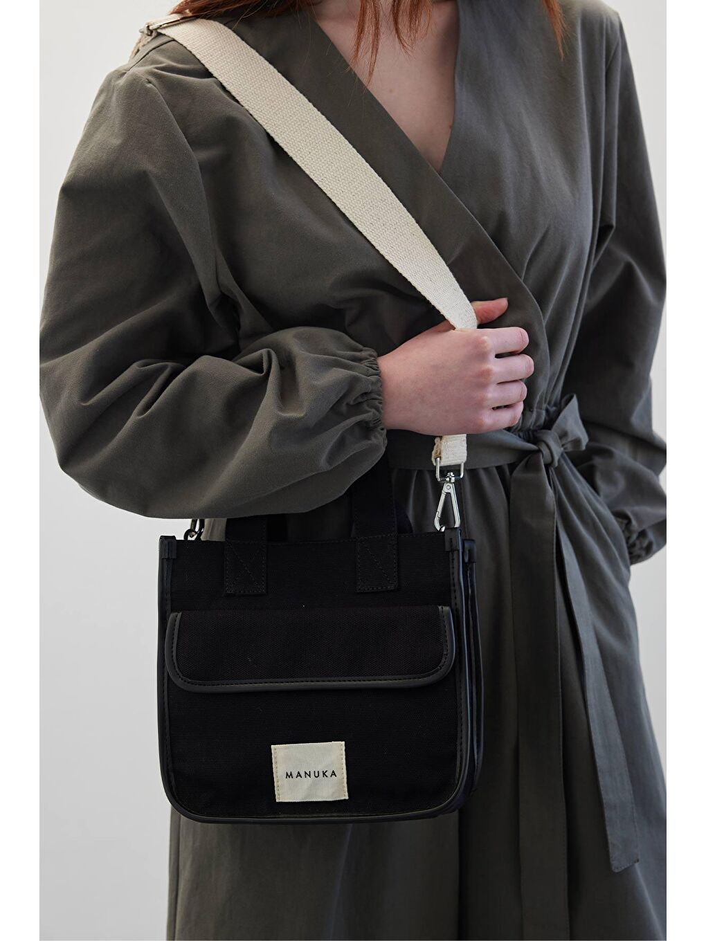 Cep Detaylı Kanvas Mini Çanta Siyah