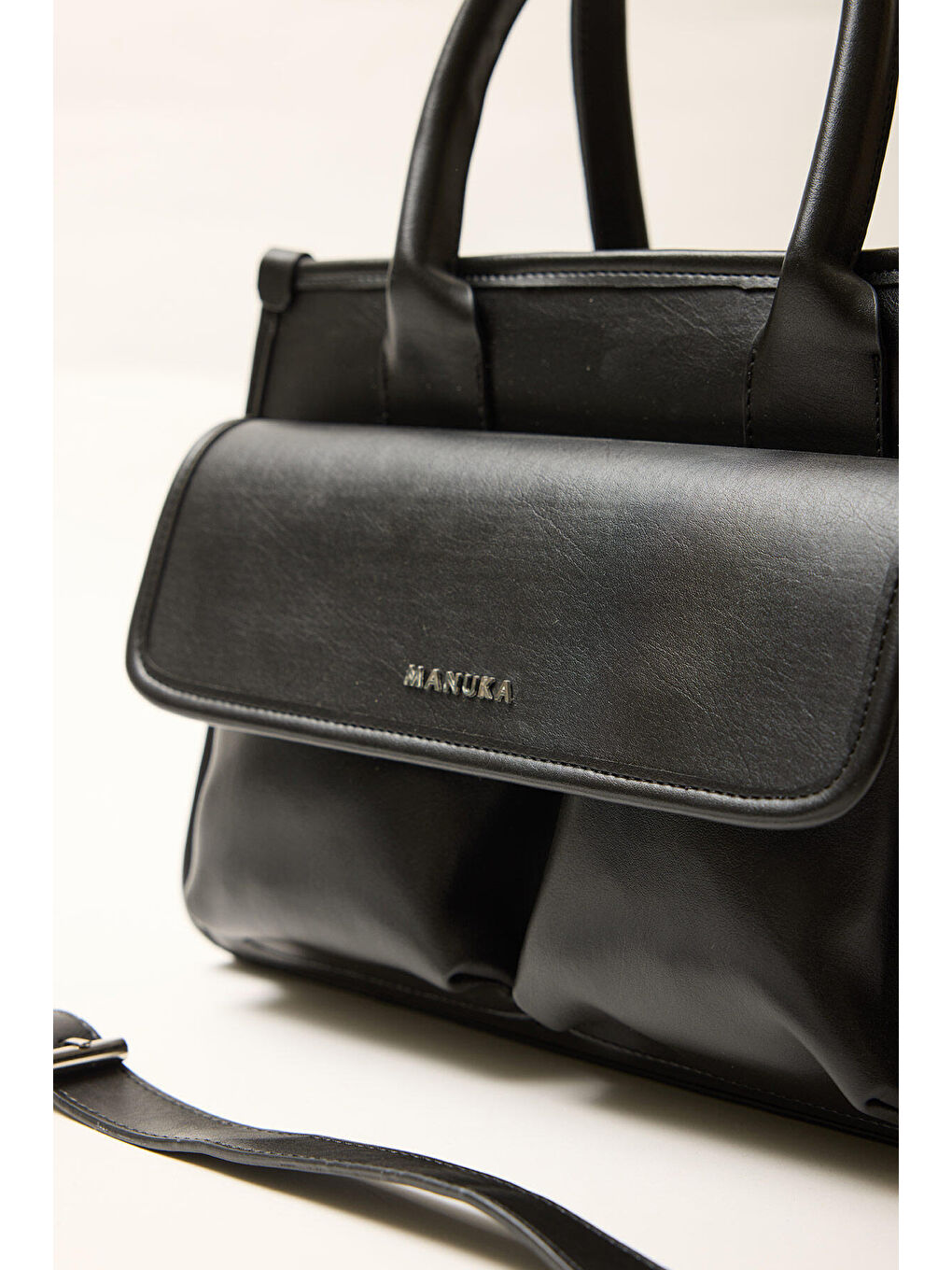 Geniş Cepli Deri Omuz Çantası Siyah-5