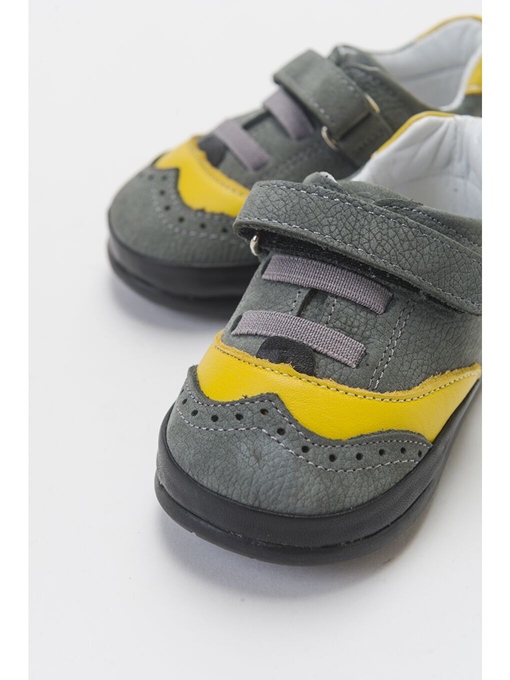 Erkek Çocuk Gri Hakiki Deri İlk Adım Günlük Ayakkabı