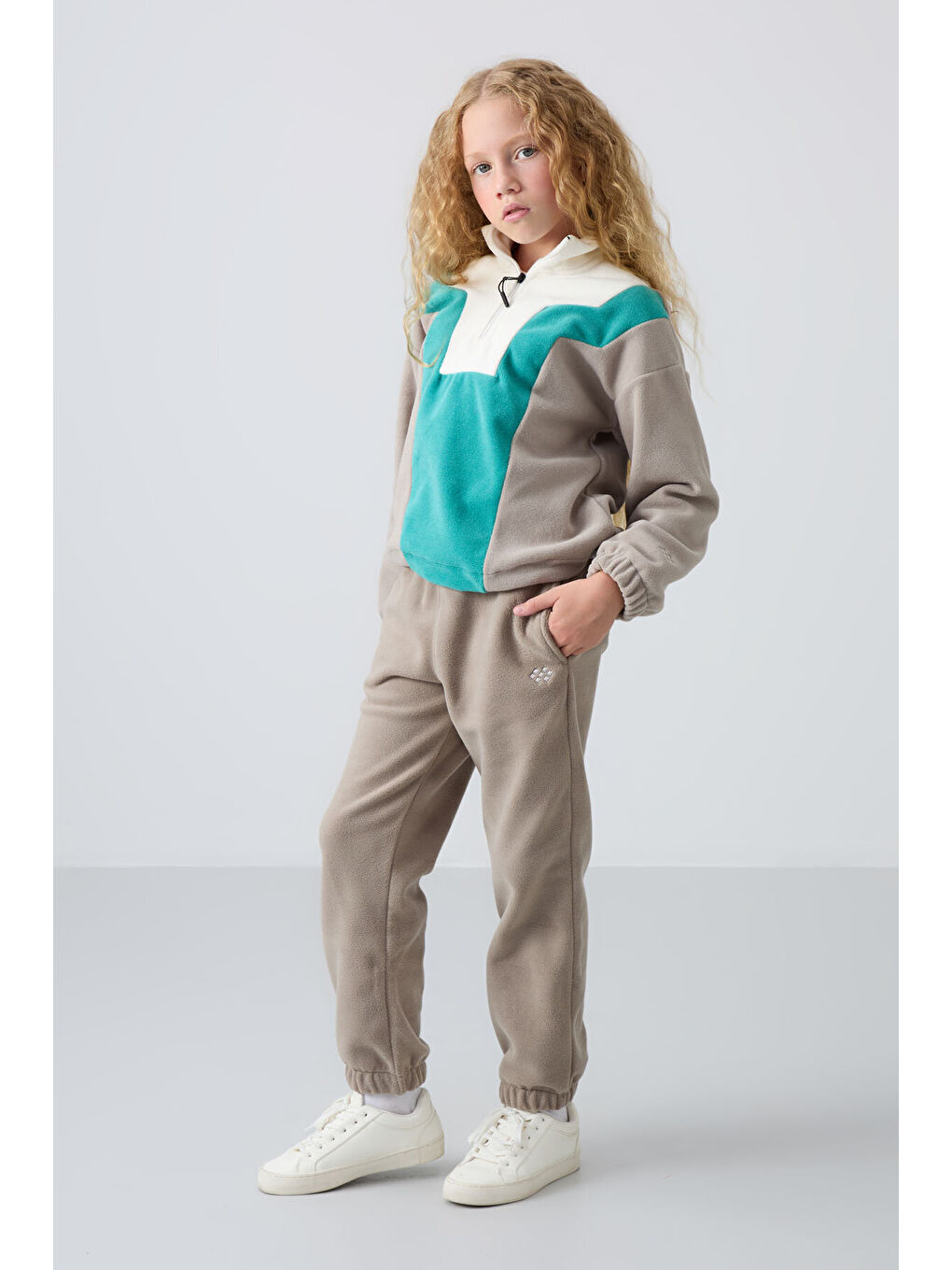 Standart Fit 2li Paket Haki-Koyu Bej Kız Çocuk Eşofman Alt - 75155-1