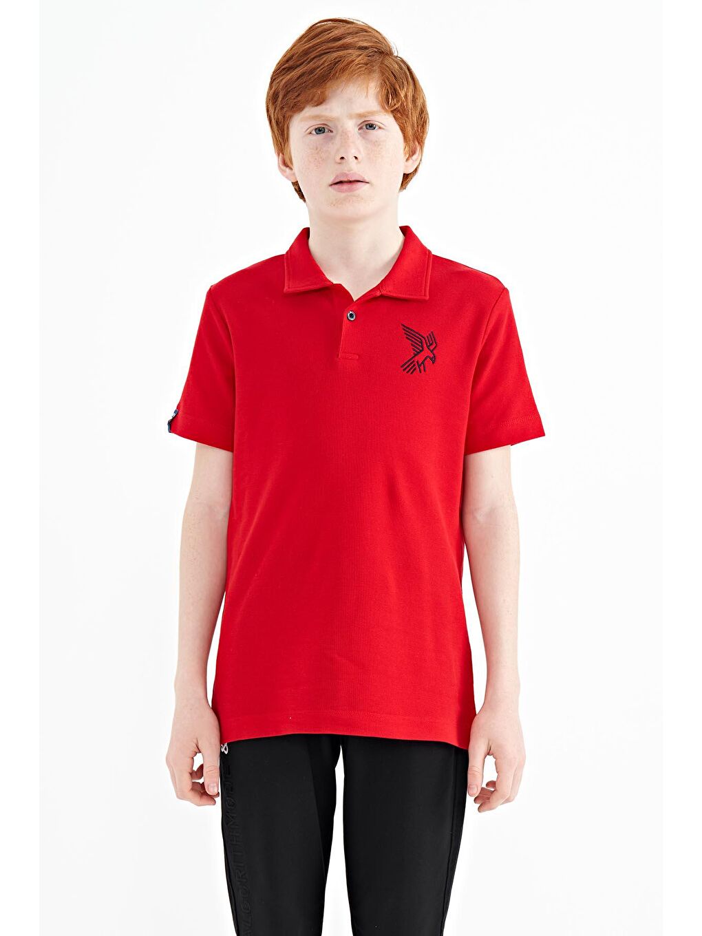 TOMMYLIFE Kırmızı Minimal Nakış Detaylı Standart Kalıp Polo Yaka Erkek Çocuk T-Shirt - 11084