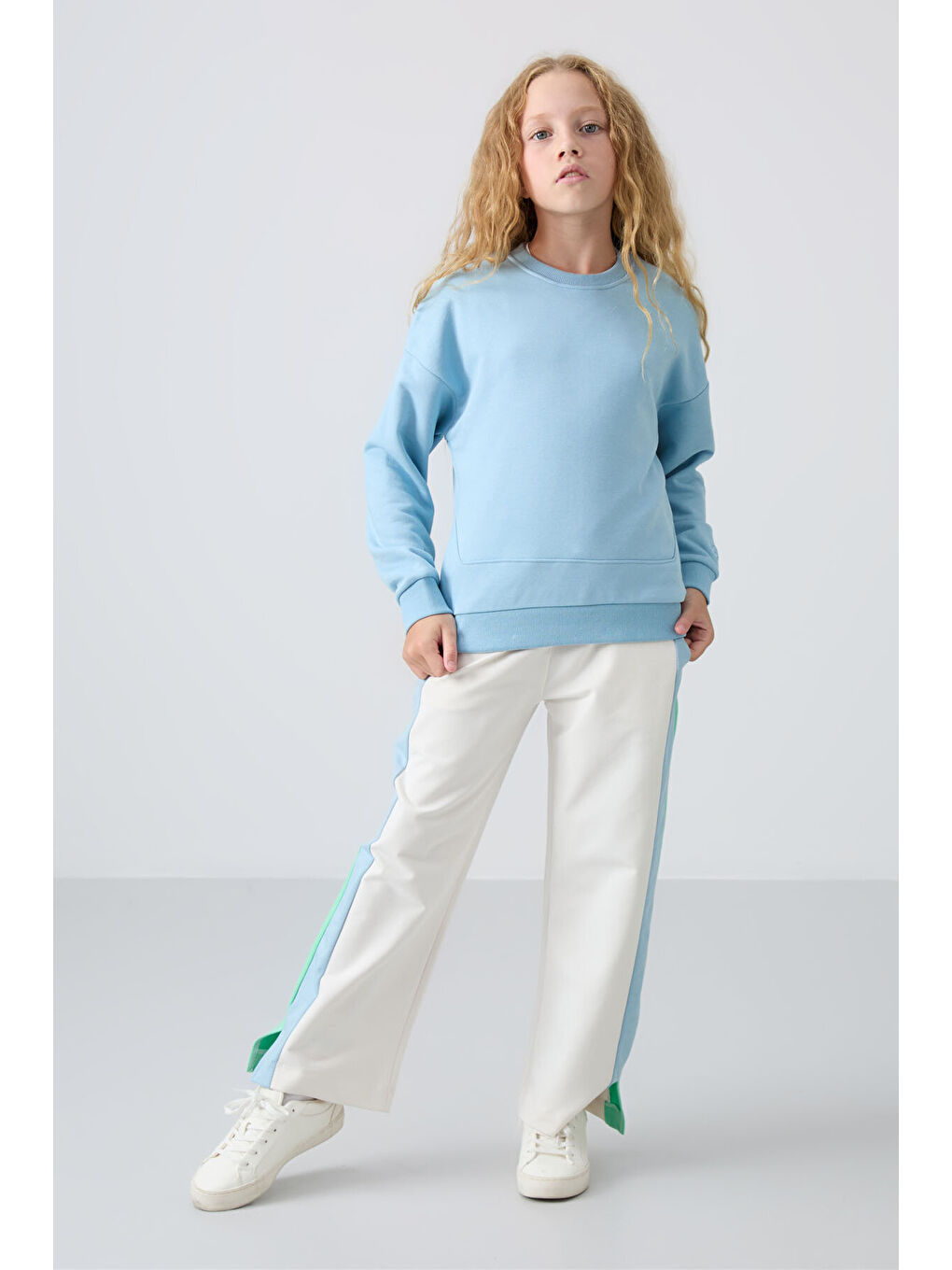 Oversize 3lü Paket Siyah-Gül Kurusu-Açık Mavi Kız Çocuk Sweatshirt - 75150-2